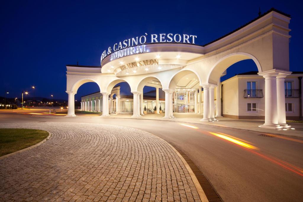 Najbolji kazino hoteli u Sloveniji: Luksuz, igre i gostoprimstvo